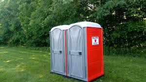 Best Restroom Trailer for Weddings  in Maplewood, MO