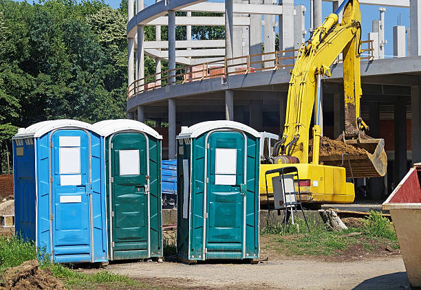 Types of Portable Toilets We Offer in Maplewood, MO